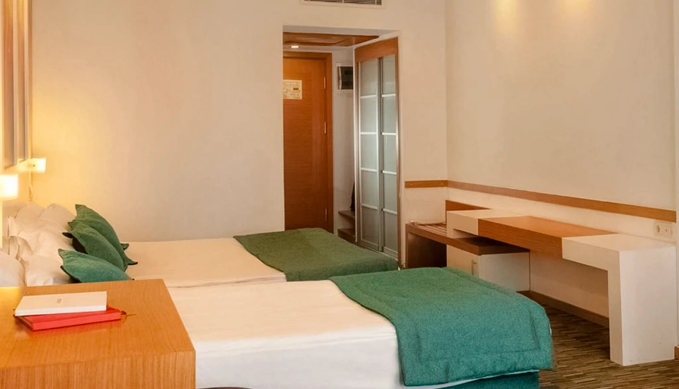 هتل لادونیا آداکوله کوش آداسی